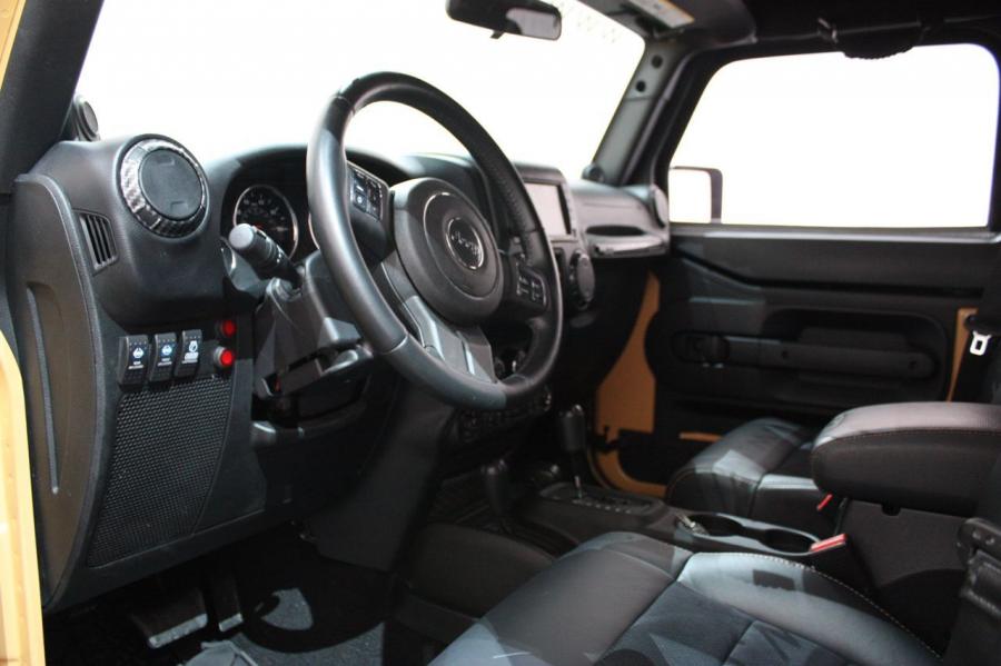  Jeep Wrangler Sand Trooper II Concept 2013 года  (фото 16 из 20)